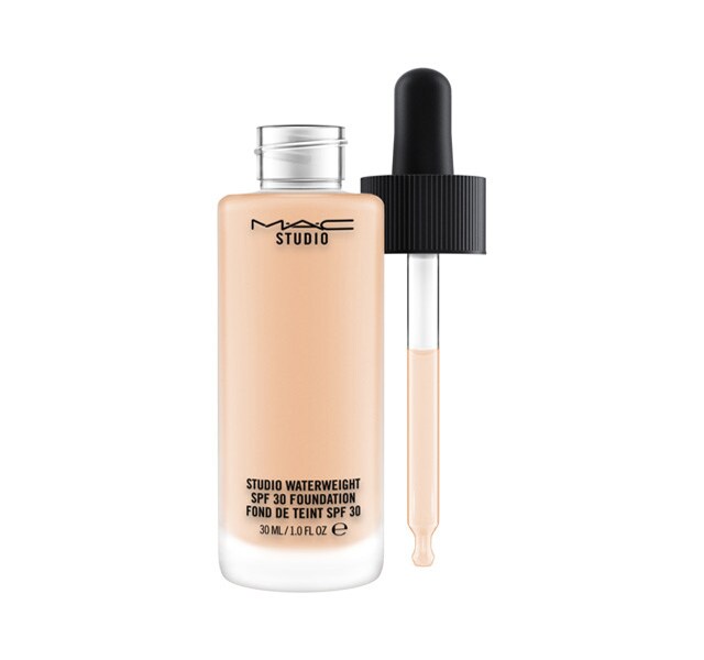 Studio Waterweight SPF 30 Foundation Studio Waterweight SPF 30 Foundation
