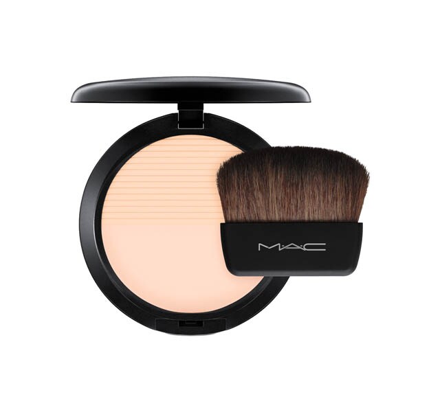 Studio Waterweight Powder/Pressed Studio Waterweight Powder/Pressed